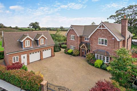 5 bedroom detached house for sale, Berwyn View, Malpas