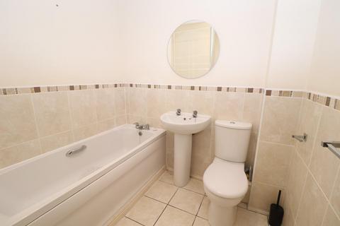 3 bedroom house to rent, Corah Close, Scraptoft, Leicester