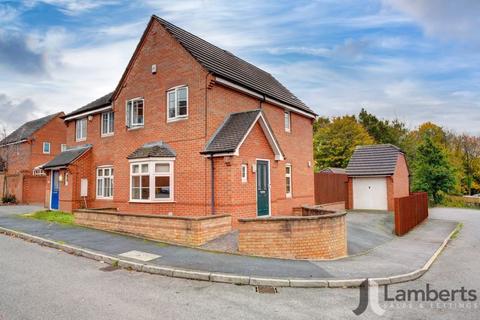 3 bedroom semi-detached house for sale, Evesham Road, Crabbs Cross, Redditch