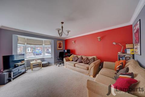 3 bedroom semi-detached house for sale, Evesham Road, Crabbs Cross, Redditch