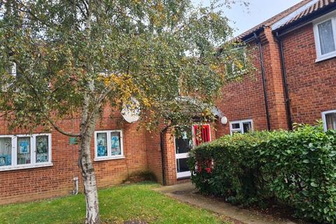 1 bedroom flat for sale, Springwood Crescent, Edgware, Middlesex, HA8 8SG