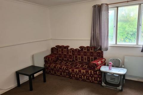 1 bedroom flat for sale, Springwood Crescent, Edgware, Middlesex, HA8 8SG