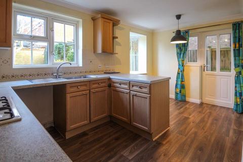 1 Dragonfly Way, Hawkinge, Folkestone, CT18 7FY