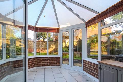 1 Dragonfly Way, Hawkinge, Folkestone, CT18 7FY