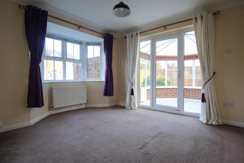 1 Dragonfly Way, Hawkinge, Folkestone, CT18 7FY