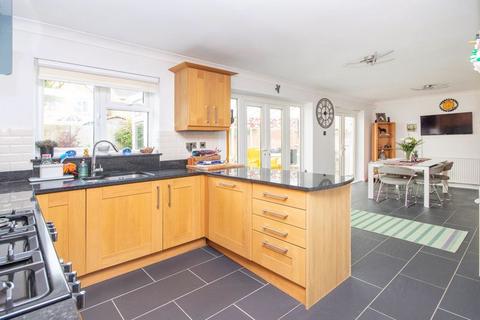 4 bedroom detached house for sale, Hazel Farm