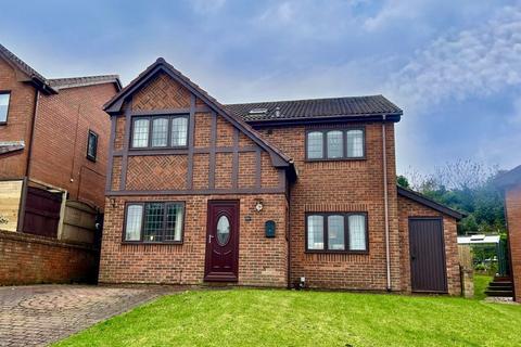 4 bedroom detached house for sale, Bryn Cadno, Upper Colwyn Bay