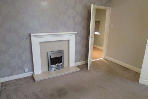 2 bedroom semi-detached house to rent, Westwood Ho Milnrow.