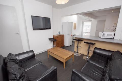 4 bedroom house to rent, Dawlish Road, Birmingham B29