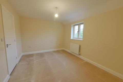 3 bedroom end of terrace house to rent, Coronation Road, Fairford, GL7