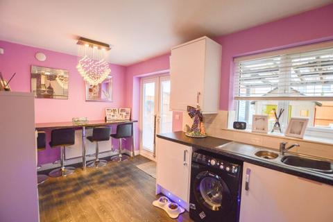 3 bedroom terraced house for sale, St. Nathaniels Close, Platt Bridge, WN2 3FT