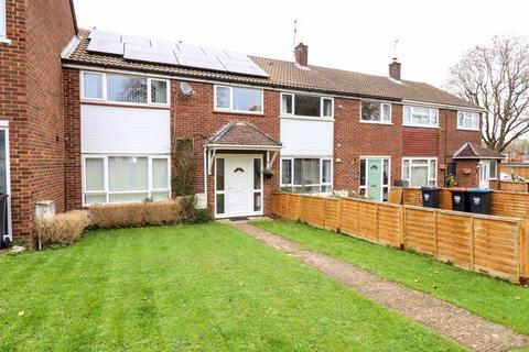 3 bedroom terraced house for sale, Essex Close, Bletchley, Milton Keynes