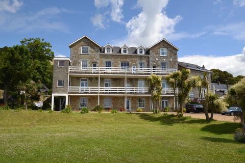 2 bedroom apartment to rent, Undercliff Drive, St Lawrence