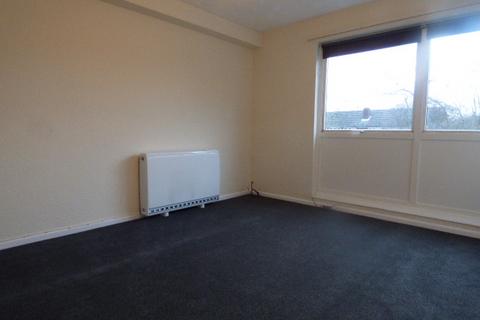 2 bedroom maisonette to rent, Ashdown Road