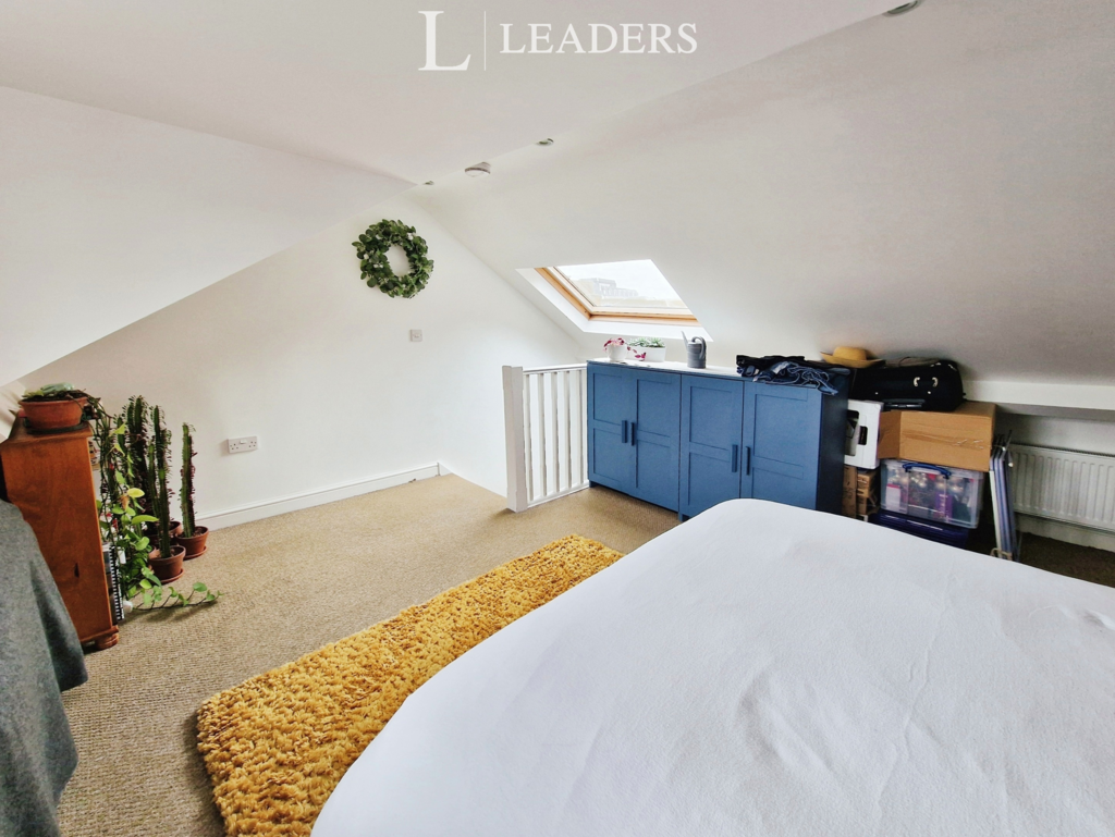Main Bedroom