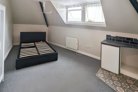 1 bedroom in a house share to rent, Crabtree Close, Sheffield