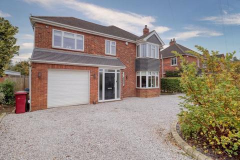 4 bedroom detached house for sale, Malvern Road, Scunthorpe