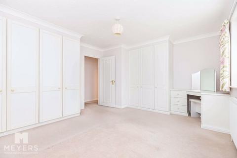 2 bedroom apartment for sale, Elizabeth Court, 10 Wortley Road, Highcliffe, BH23