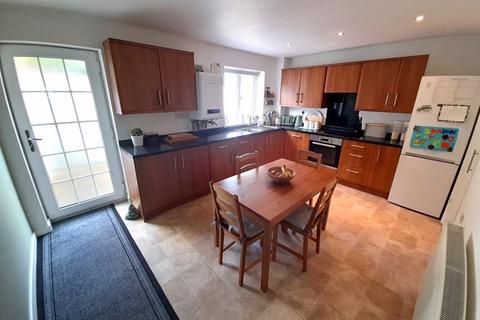 3 bedroom terraced house for sale, Brookside, St. Austell PL25