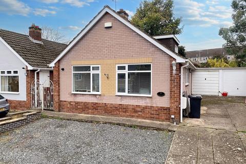 5 Greenacres Road, Worcester, WR2 5EZ