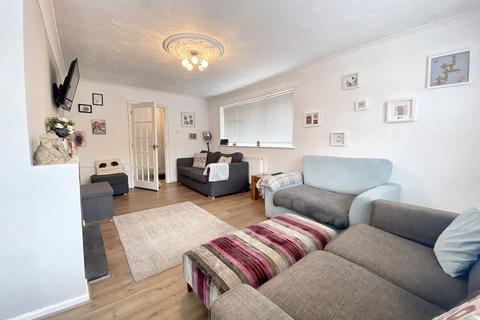5 Greenacres Road, Worcester, WR2 5EZ