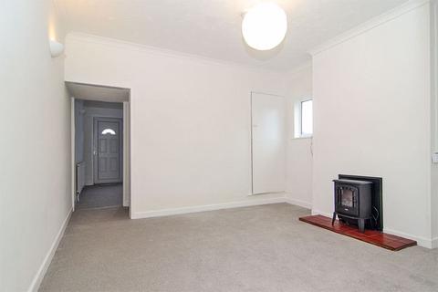 2 bedroom end of terrace house for sale, Ironstone Road, Burntwood WS7