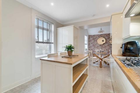 65 Byres Road, Kilwinning, KA13 6JU