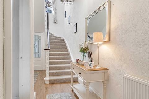 65 Byres Road, Kilwinning, KA13 6JU
