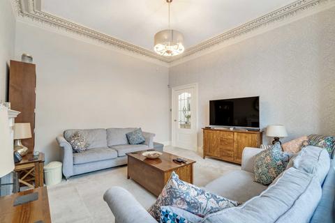 65 Byres Road, Kilwinning, KA13 6JU