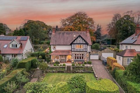 6 bedroom detached house for sale, St. Johns Park, Ilkley LS29