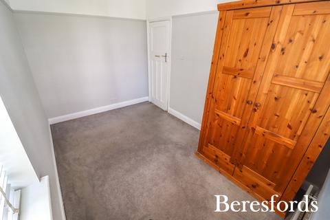 86 Highview Gardens, Upminster, RM14 2YZ