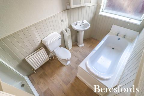 86 Highview Gardens, Upminster, RM14 2YZ