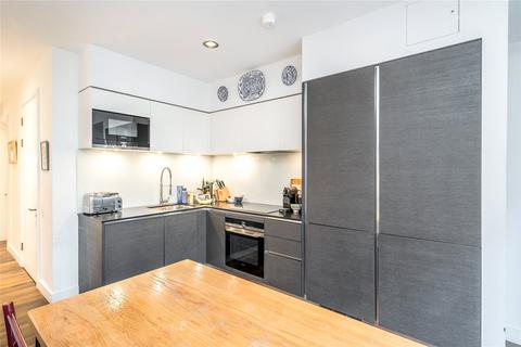 2 bedroom apartment to rent, London SW4