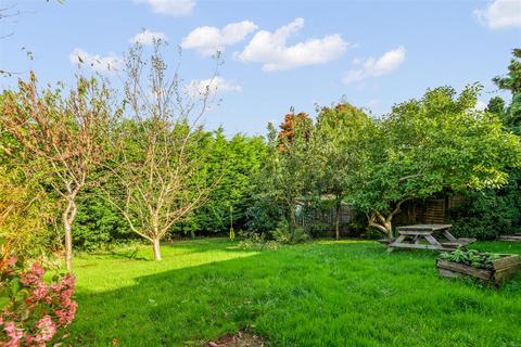 3 bedroom bungalow for sale, Plymouth Road, Totnes