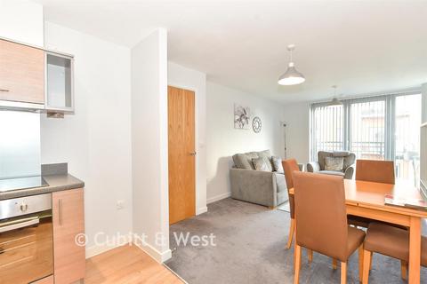 1 bedroom apartment for sale, Cross Street, Portsmouth, Hampshire