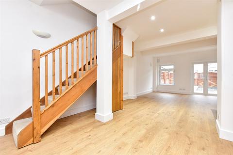 60 Spring Park Road, Croydon, CR0 5EL