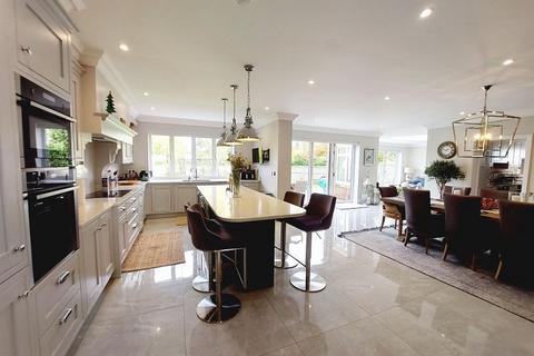 6 bedroom detached house for sale, Eastwick Drive, Great Bookham KT23