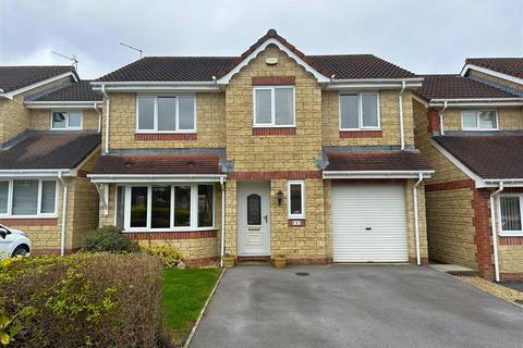 5 bedroom detached house for sale, Oak Road, Chippenham