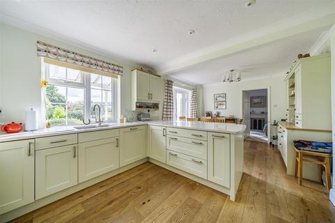 4 bedroom detached house for sale, Blundells Road, Tiverton