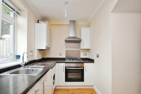 2 bedroom flat for sale, Arnhem Road, Chelmsford