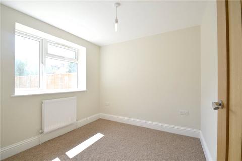 3 bedroom apartment to rent, Teevan Road, Croydon, CR0