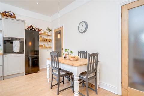 39 Cavendish Road, Guiseley, Leeds, LS20 8DW