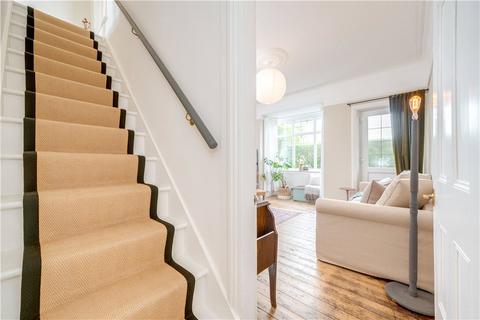 39 Cavendish Road, Guiseley, Leeds, LS20 8DW