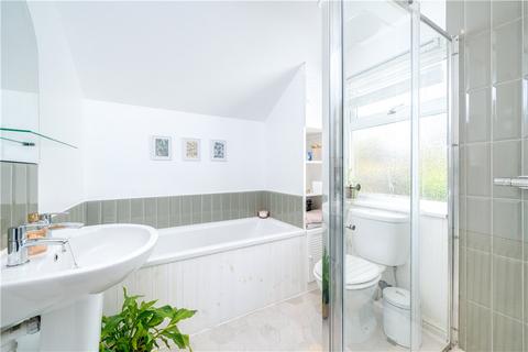 39 Cavendish Road, Guiseley, Leeds, LS20 8DW