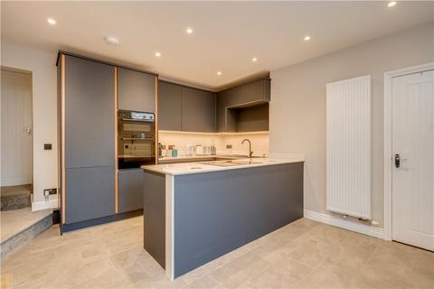 3 bedroom end of terrace house for sale, Victoria Road, Guiseley, Leeds, West Yorkshire, LS20