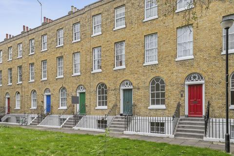 26 Tibberton Square, London, N1 8SF