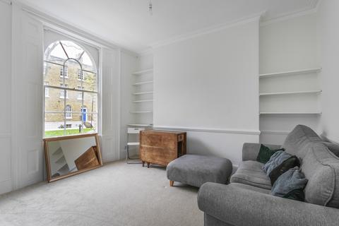 26 Tibberton Square, London, N1 8SF