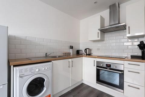undefined, 4 Thornhill House, Wakefield