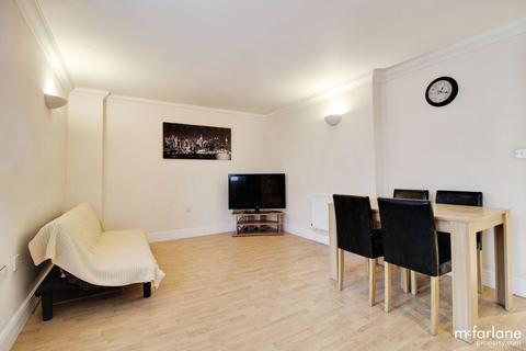 2 bedroom flat for sale, Godwin Court, Swindon SN1