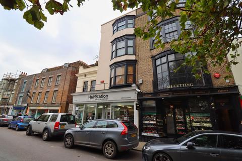 2 bedroom apartment to rent, Market Place, Margate